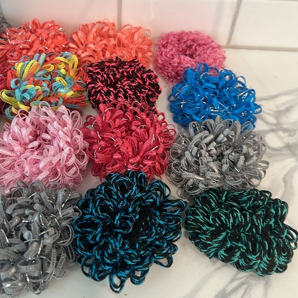 BUNDLE 24 pc HAIR TIES - Picture 7 of 14